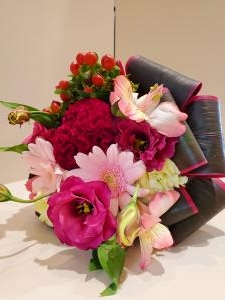 秋のピンク｜「花里」　（神奈川県逗子市の花キューピット加盟店 花屋）のブログ
