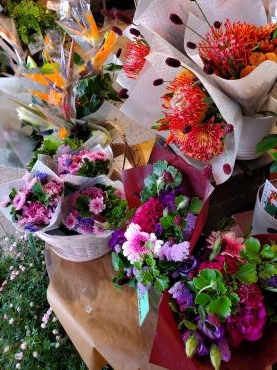 ブーケコーナー｜「花里」　（神奈川県逗子市の花キューピット加盟店 花屋）のブログ