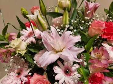 八重咲きの百合｜「花里」　（神奈川県逗子市の花キューピット加盟店 花屋）のブログ