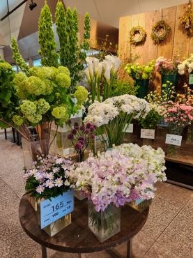 白・グリーン・ピンク。｜「花里」　（神奈川県逗子市の花キューピット加盟店 花屋）のブログ