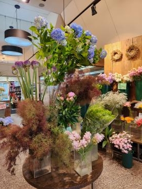 季節は進むよ｜「花里」　（神奈川県逗子市の花キューピット加盟店 花屋）のブログ