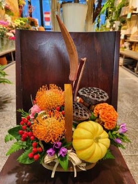 ハロウィンアレンジ｜「花里」　（神奈川県逗子市の花キューピット加盟店 花屋）のブログ